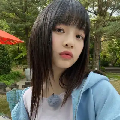 刘雨欣